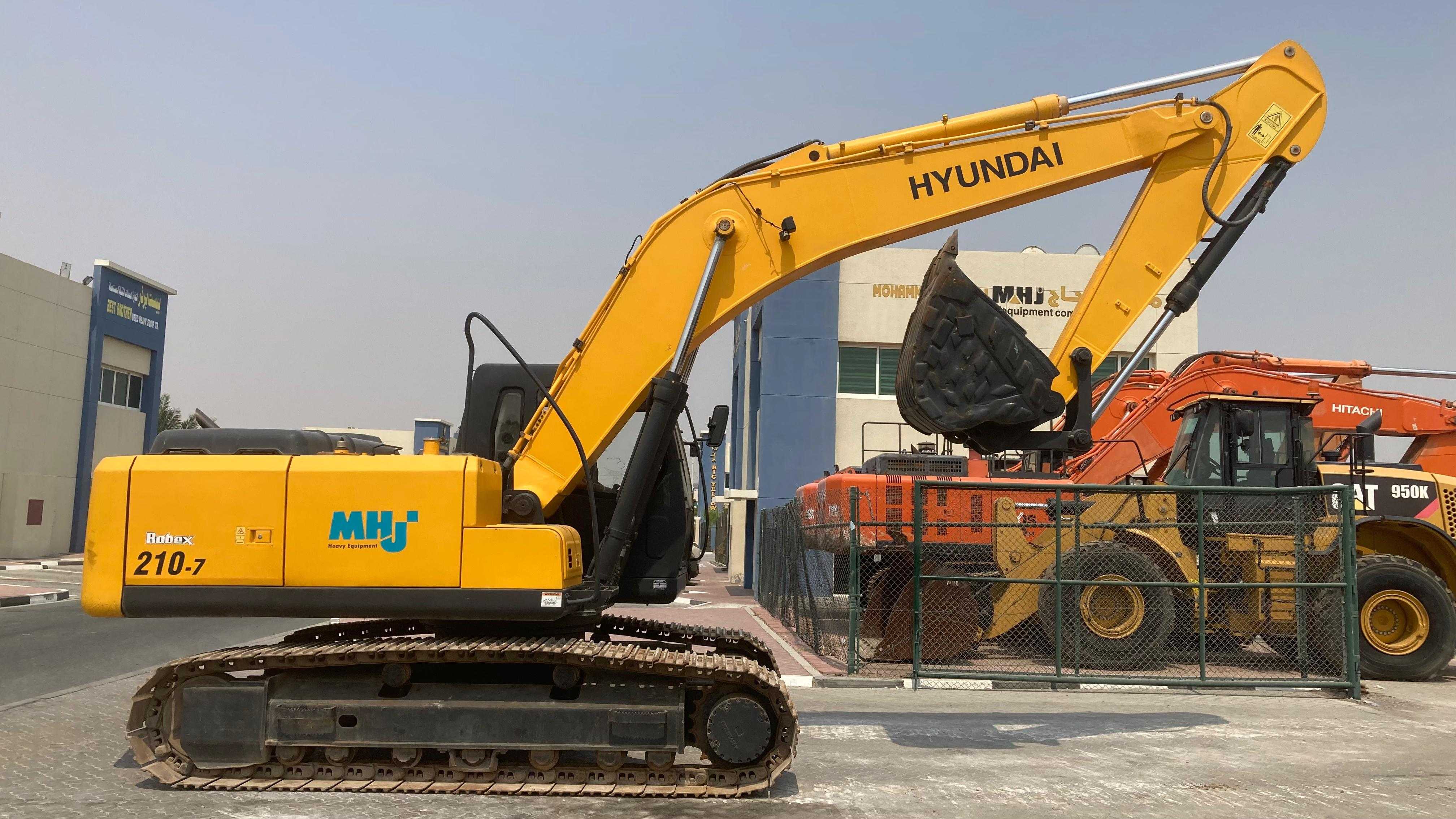 HYUNDAI R210LC-7 | MHJ Heavy Equipment Trading LLC